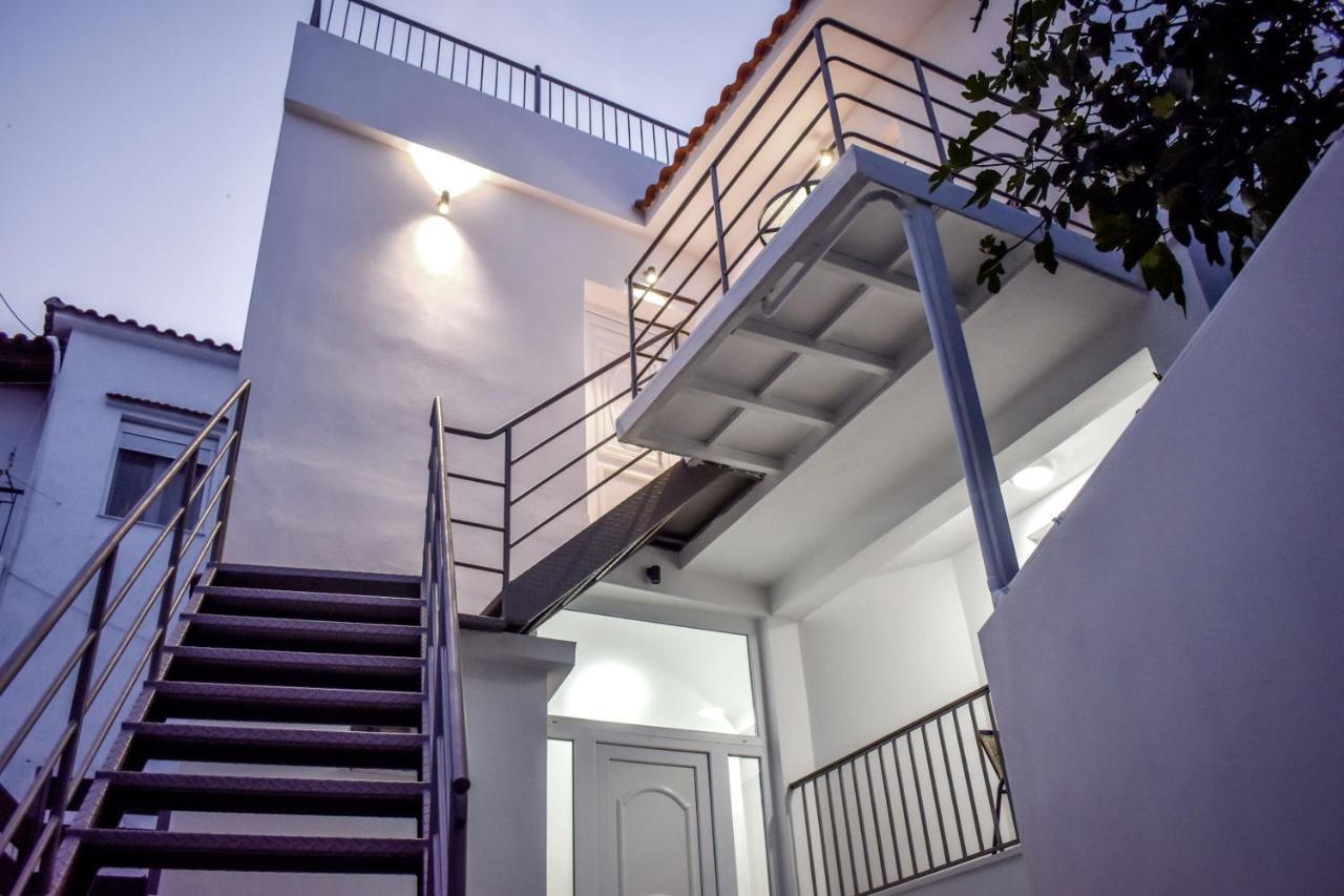 La Maison Plakes 3 Bdr Apt Skiathos Exterior foto